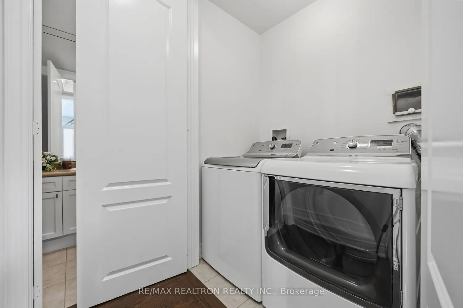 Additional image 5 of 52 Quarrie Lane