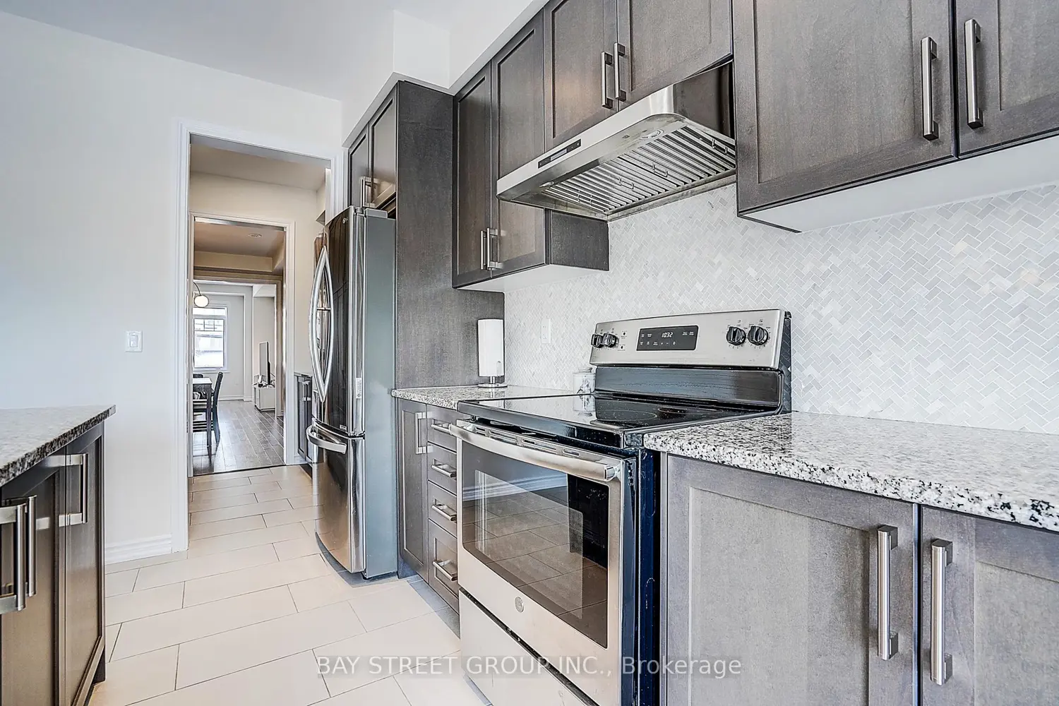 Additional image 10 of 10943 Victoria Square Boulevard