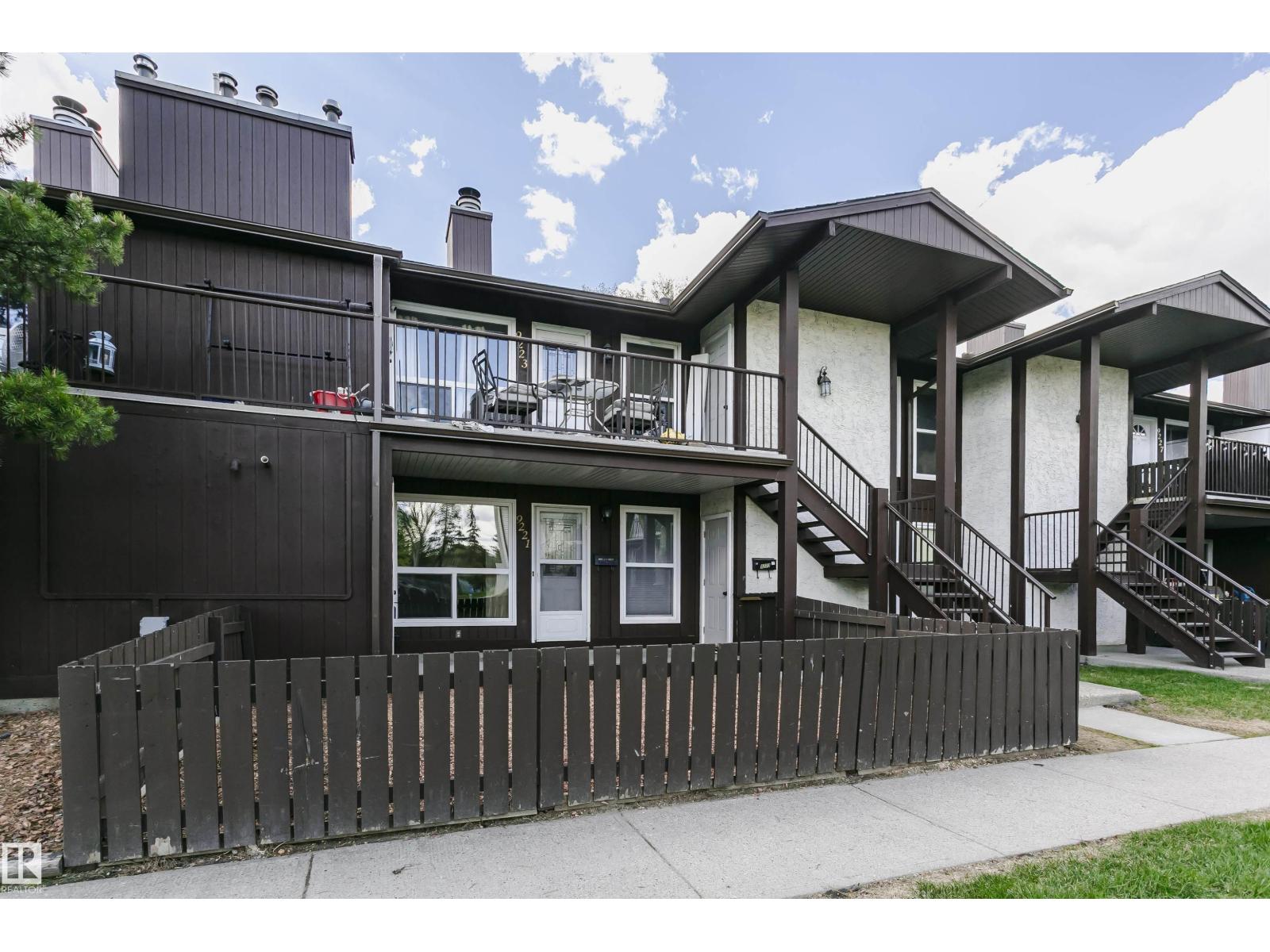 Additional image 4 of 9221 172 Street NW, Edmonton, AB, T5T3C3