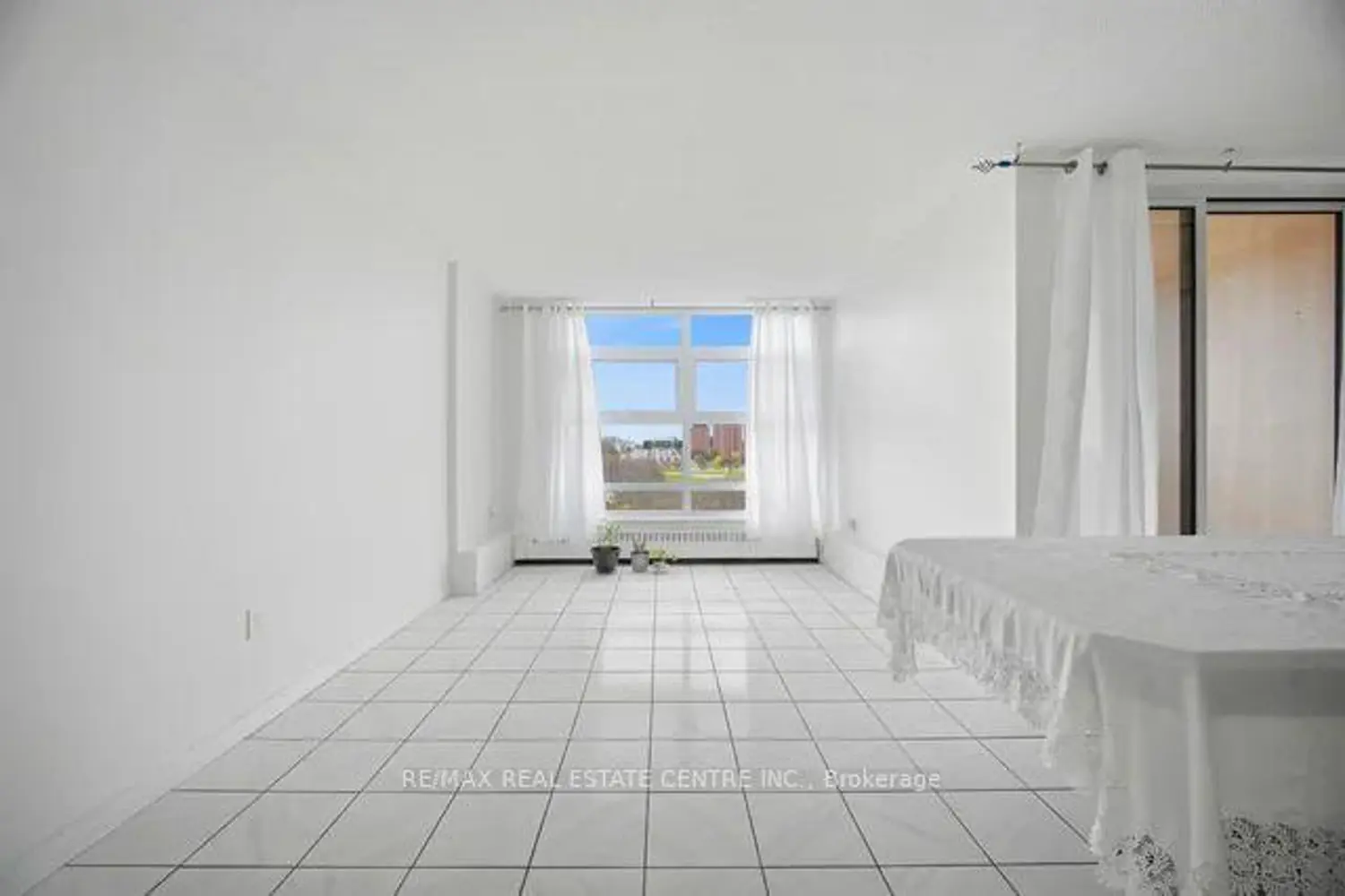 Additional image 6 of 345 Driftwood Avenue 1009