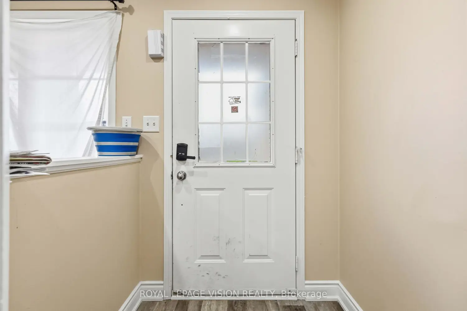 Additional image 3 of 1815 Dalhousie Crescent