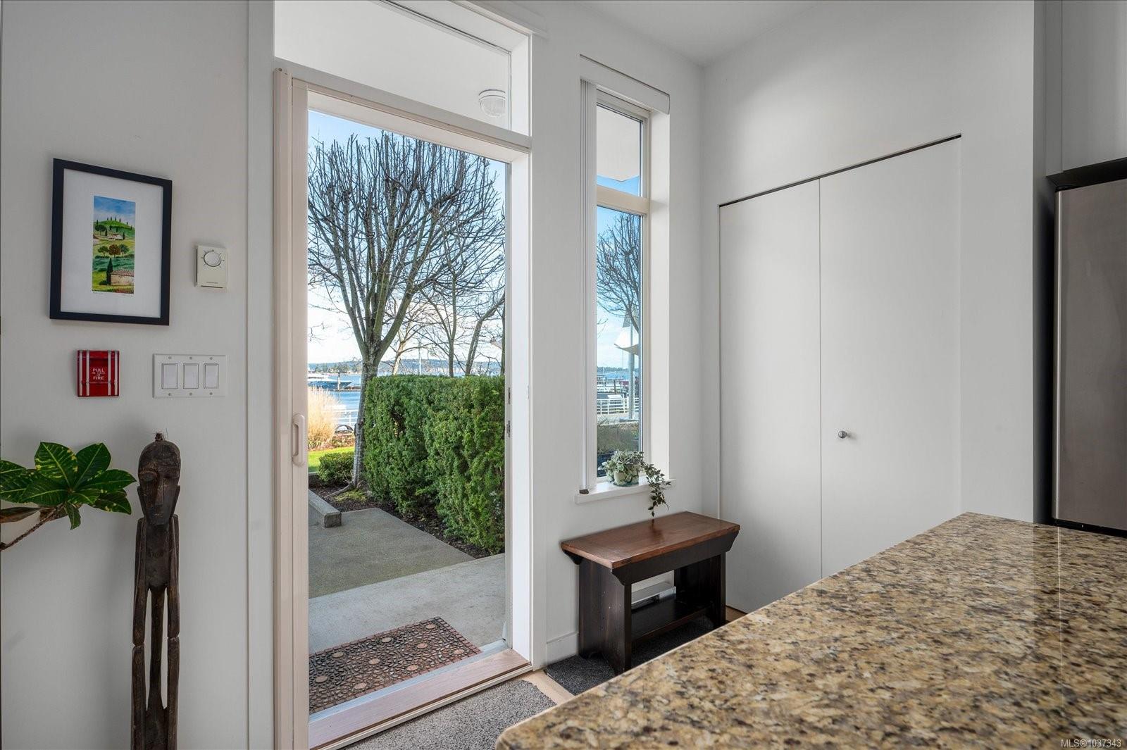 Additional image 5 of TH10-38 Front Street, Nanaimo, BC, V9R 0B8