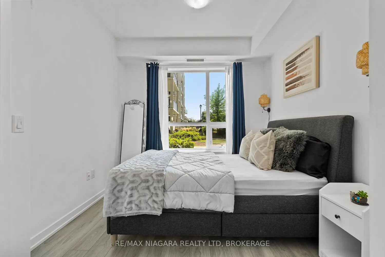 Additional image 7 of 5055 Greenlane Road 131
