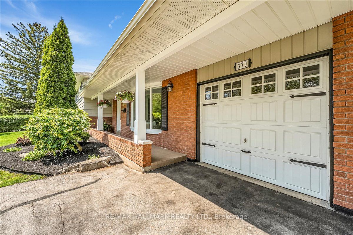 Additional image 5 of 370 Dunlop Crescent, Burlington, ON, L7L 3N7