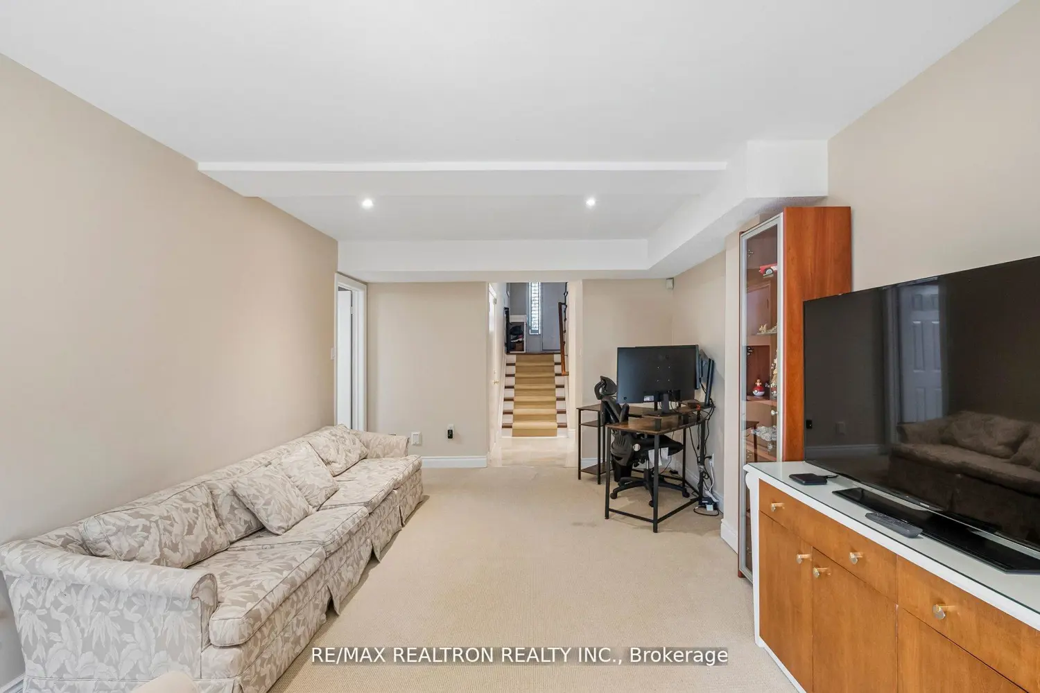 Additional image 16 of 8909 Bathurst Street 5