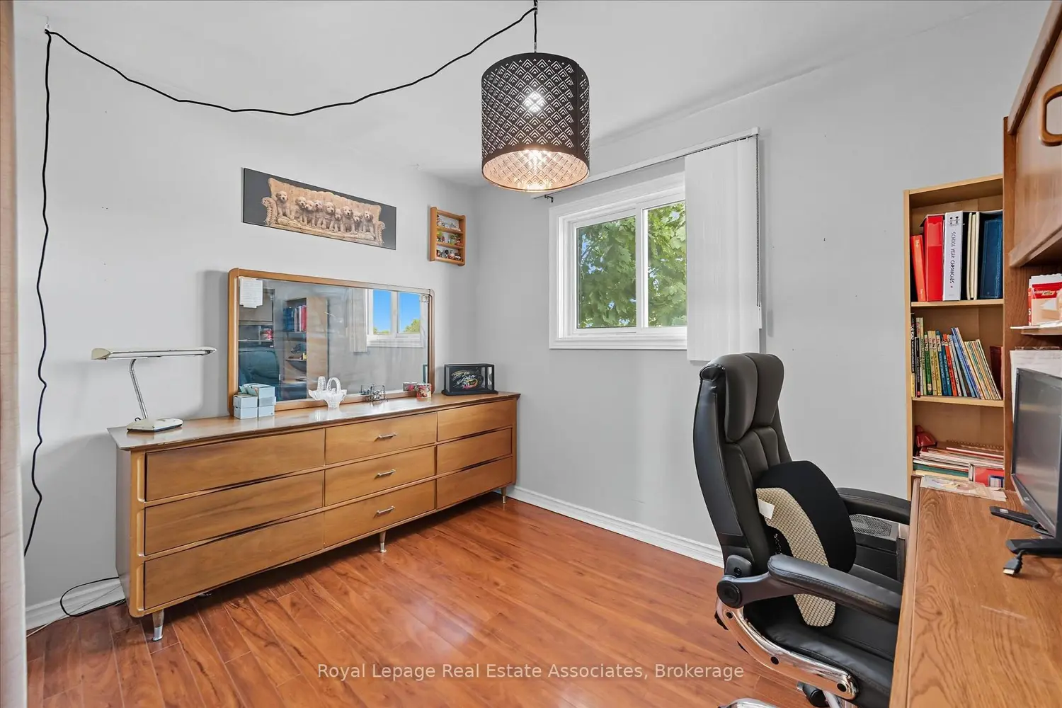 Additional image 11 of 107 Billington Crescent