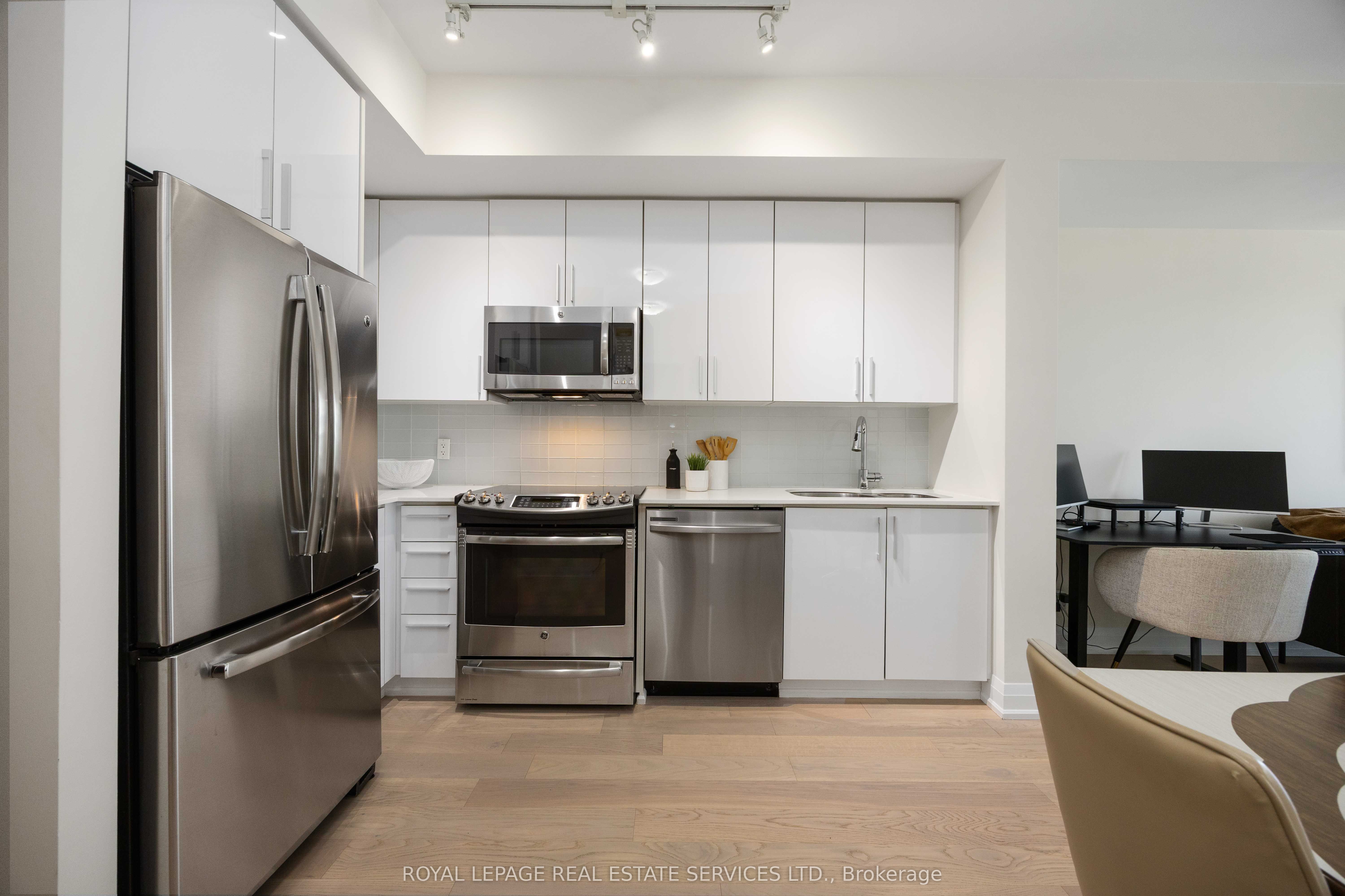 Additional image 6 of 3807-2212 Lake Shore Boulevard W, Toronto, ON, M8V 0C2