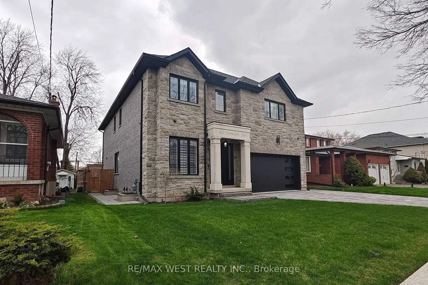 222 Connaught Avenue