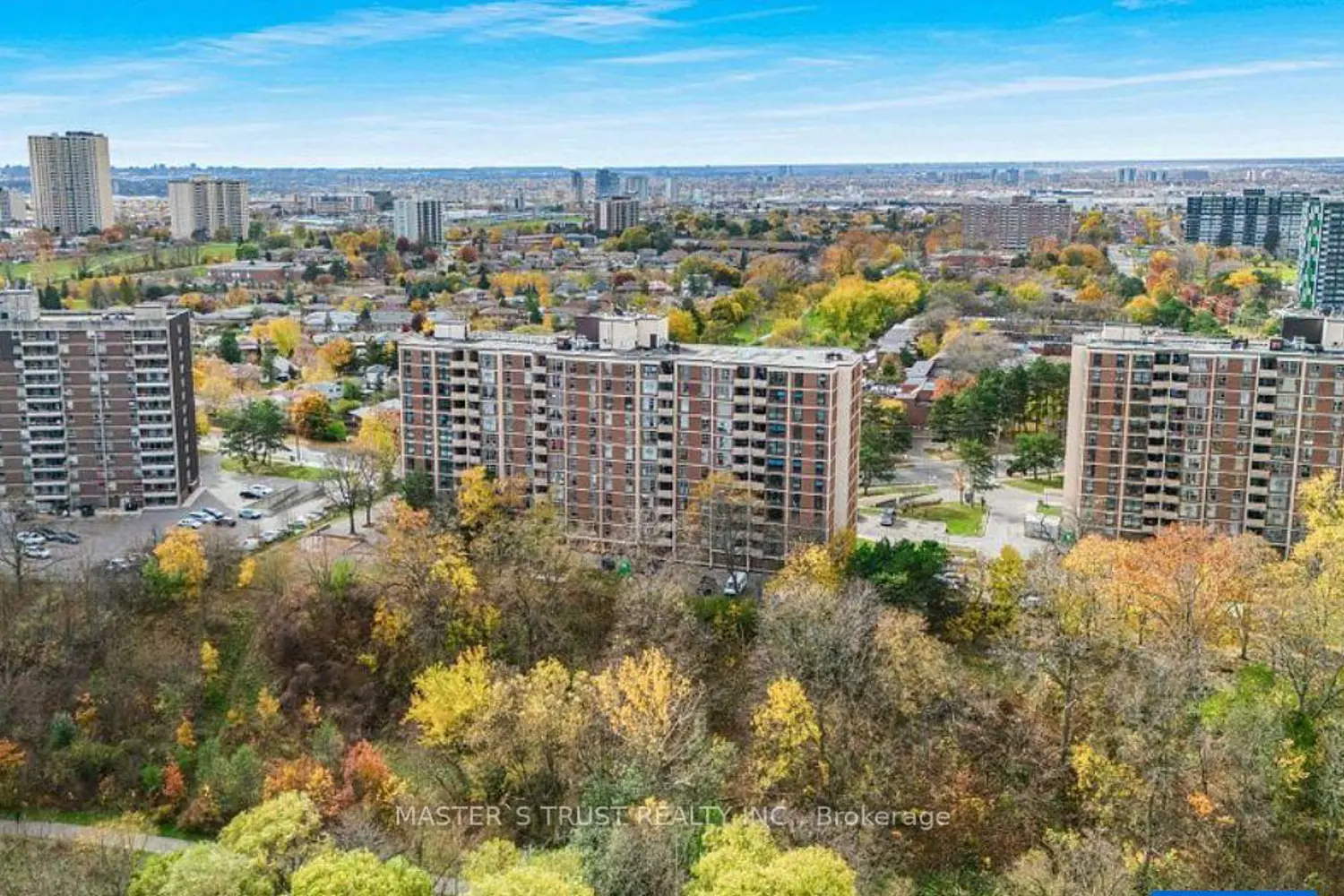 335 Driftwood Avenue 707