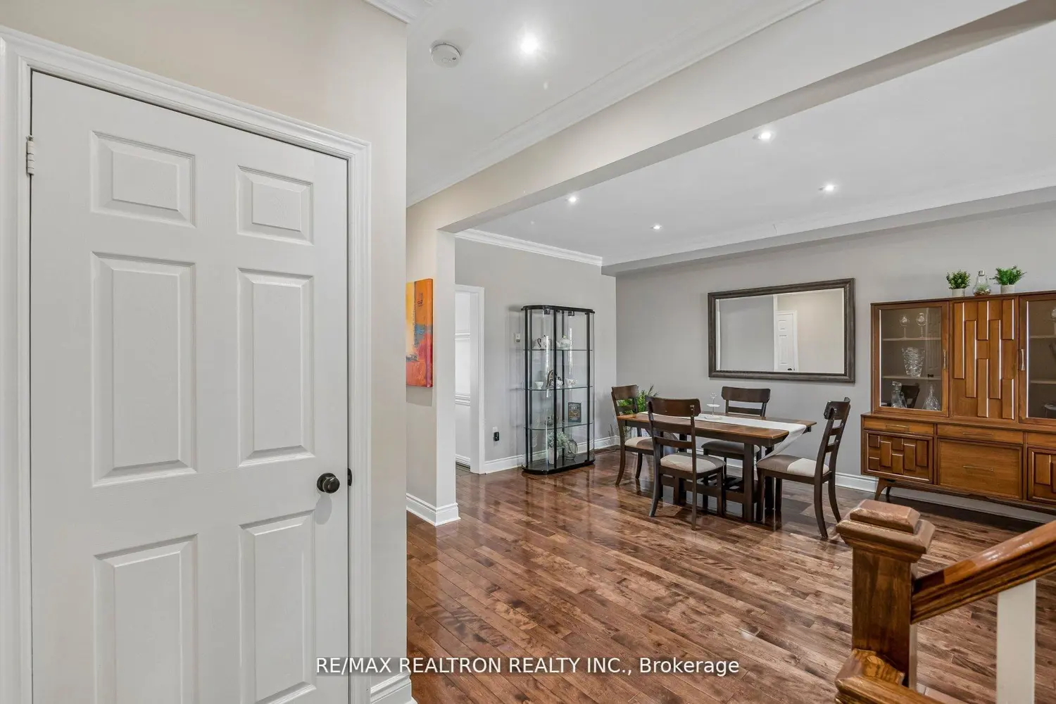 Additional image 2 of 8909 Bathurst Street 5