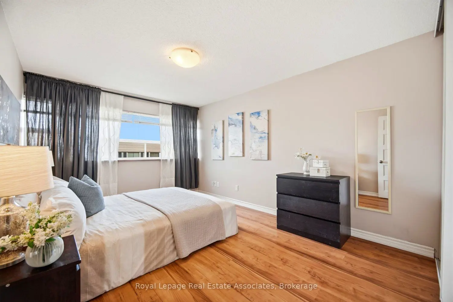 Additional image 6 of 1055 Dundas Street 222