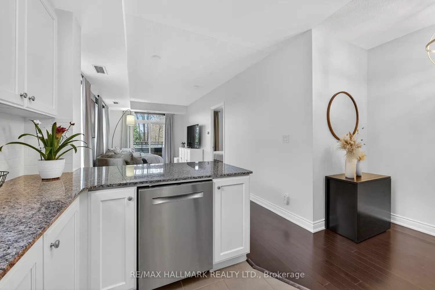 Additional image 7 of 281 Woodbridge Avenue 237