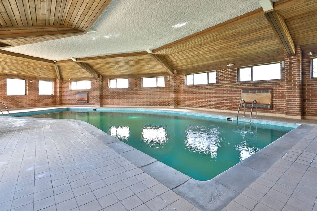 Additional image 16 of 5 bed detached bungalow to rentMudeford, Christchurch BH23
