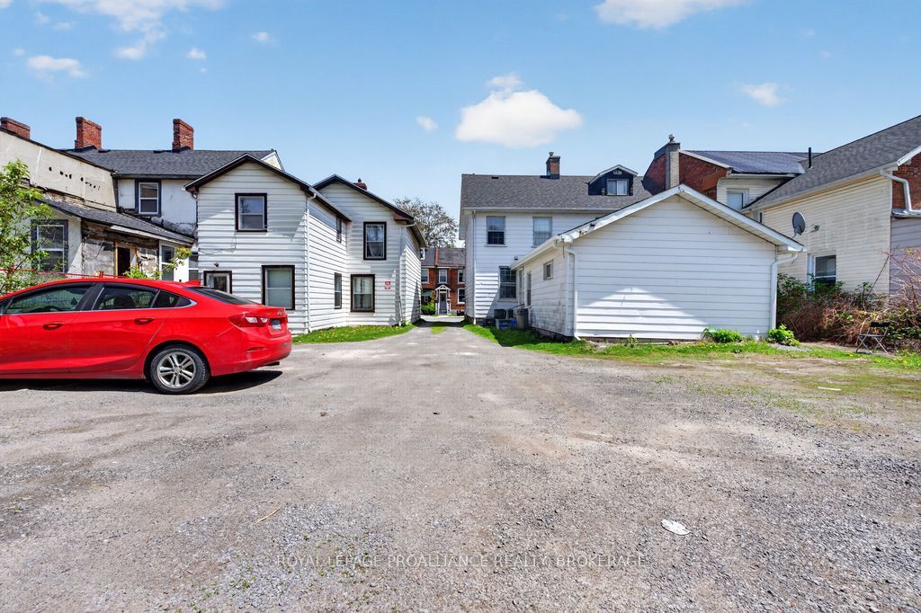 Additional image 6 of 230-228-226 University Avenue E, Kingston, ON, K7L 3P6