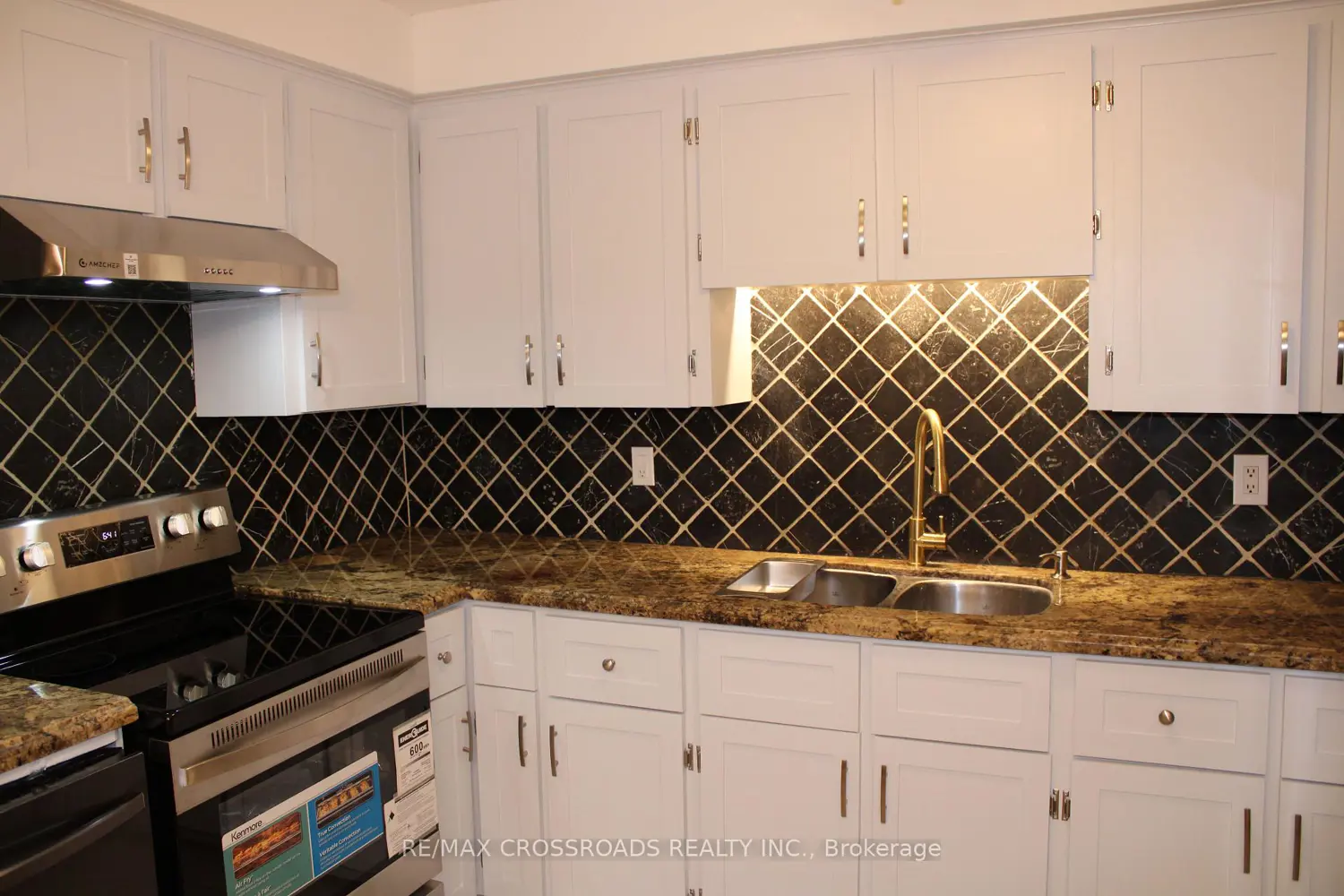 Additional image 11 of 62 Transwell Avenue