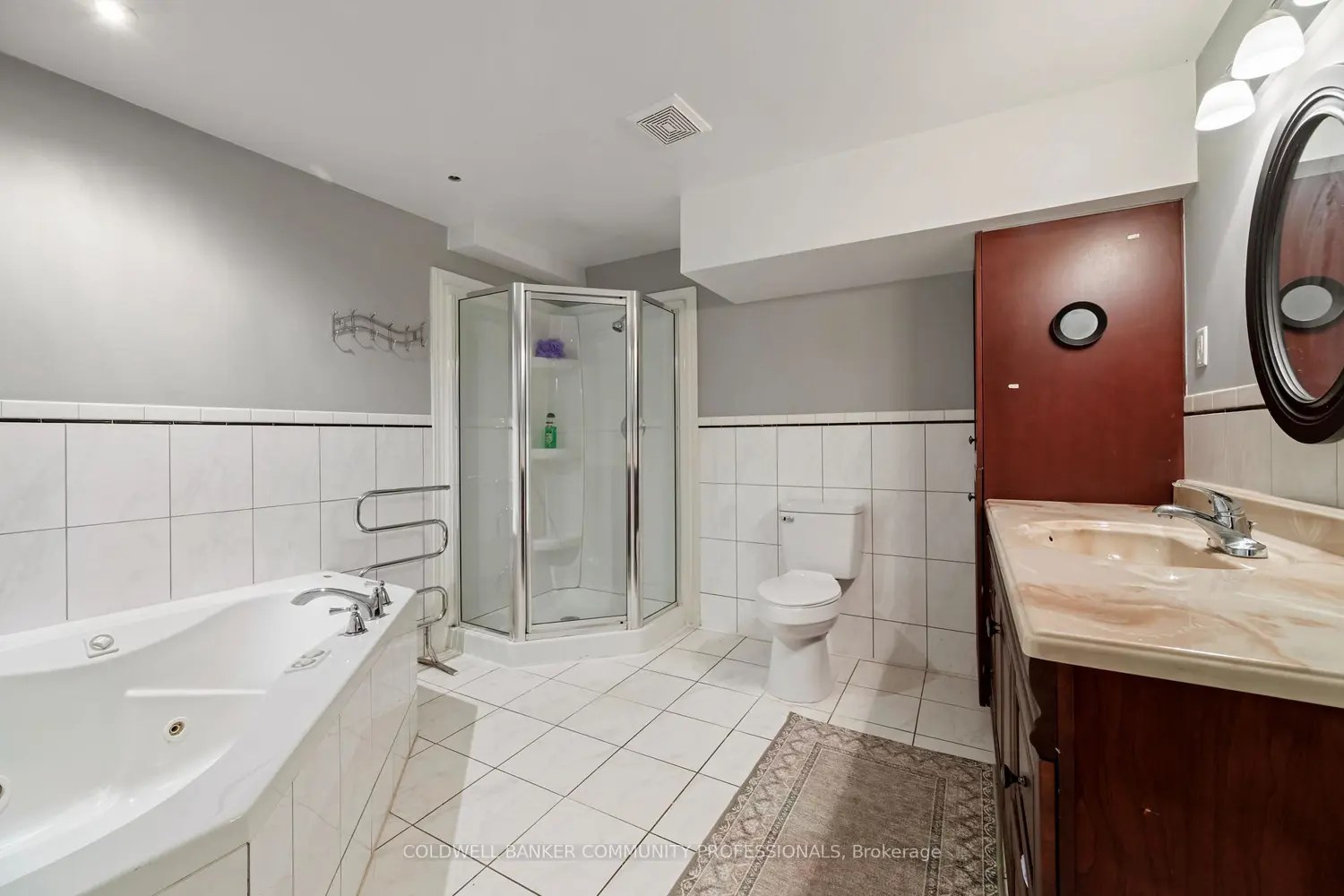 Additional image 13 of 2737 King Street 45