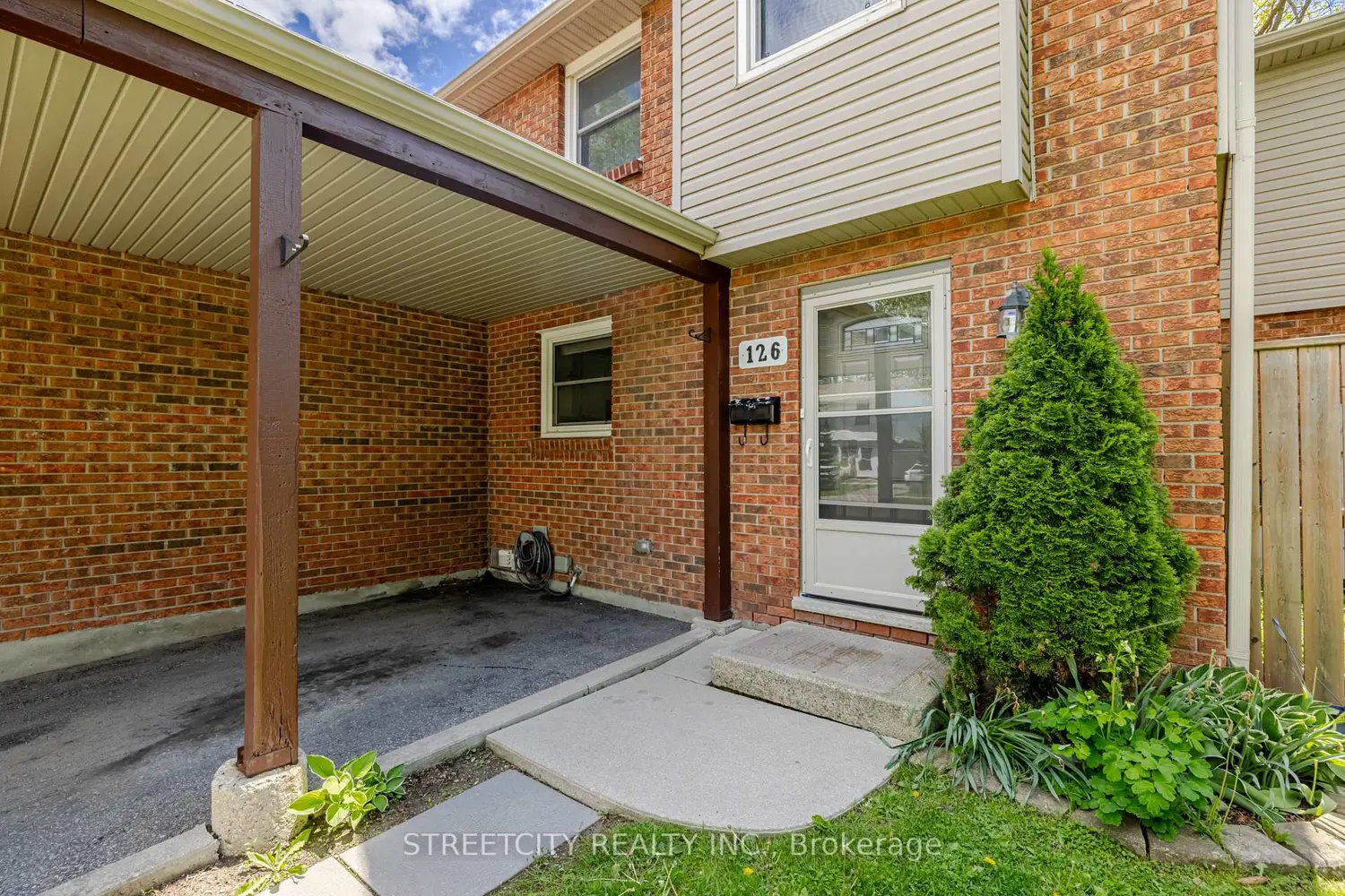 1330 Jalna Boulevard 126