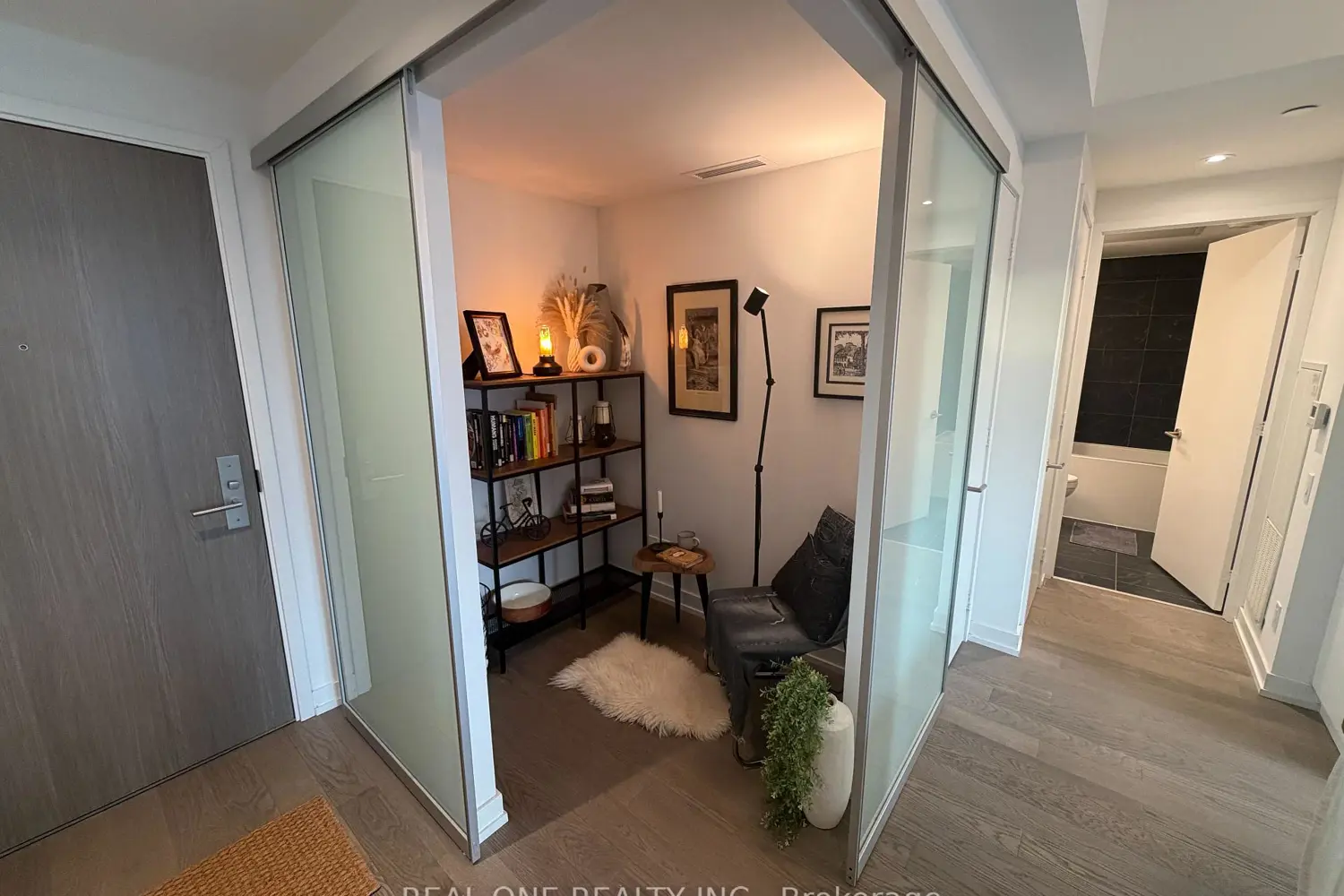 Additional image 11 of 161 Roehampton Avenue 1902