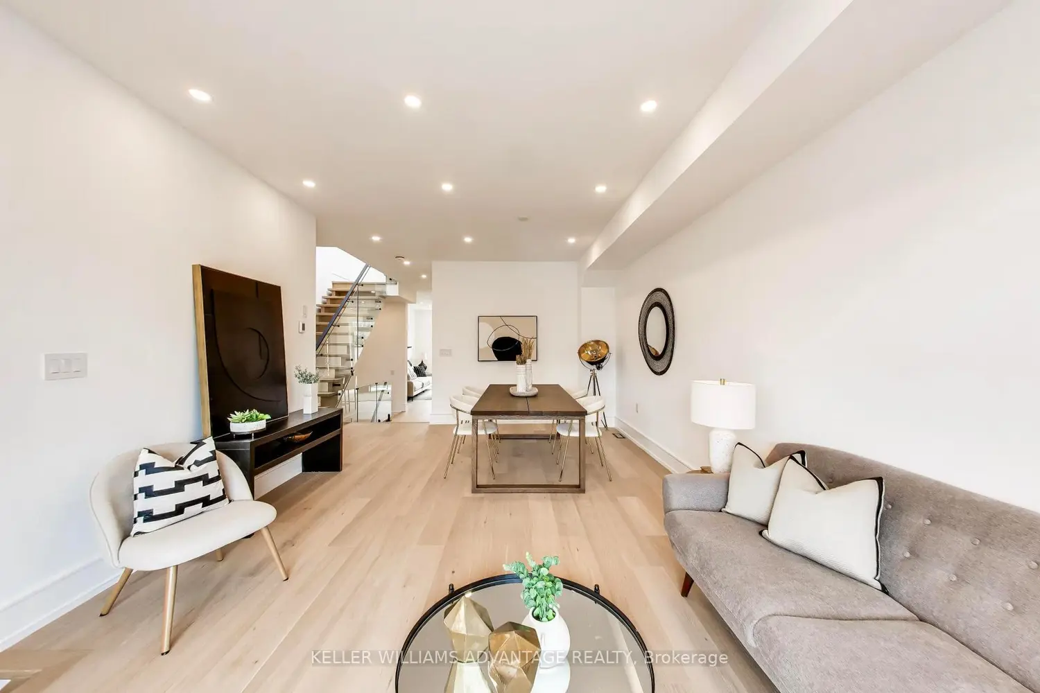 Additional image 4 of 104 Yardley Avenue
