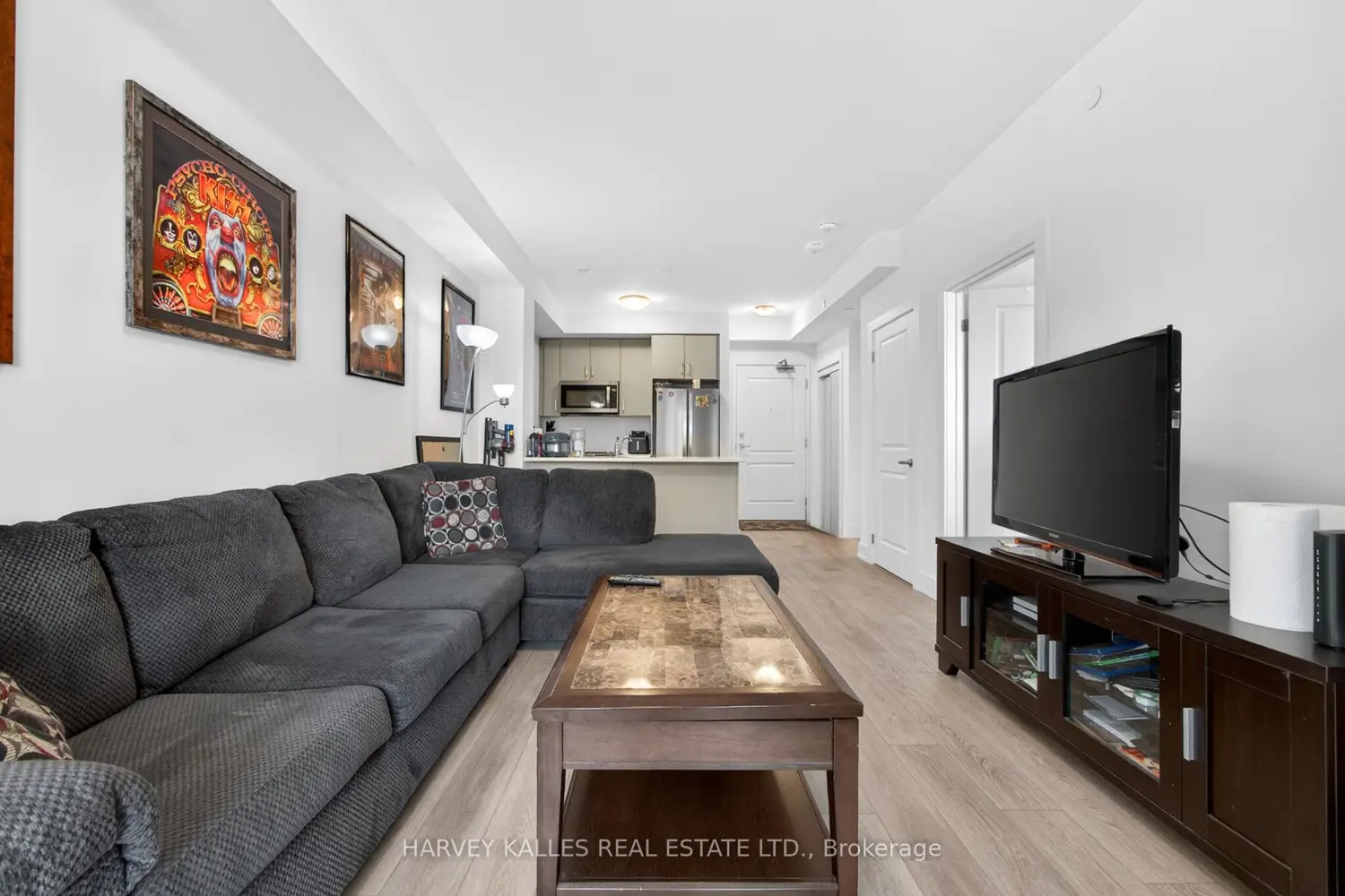 Additional image 5 of 460 Dundas Street 431