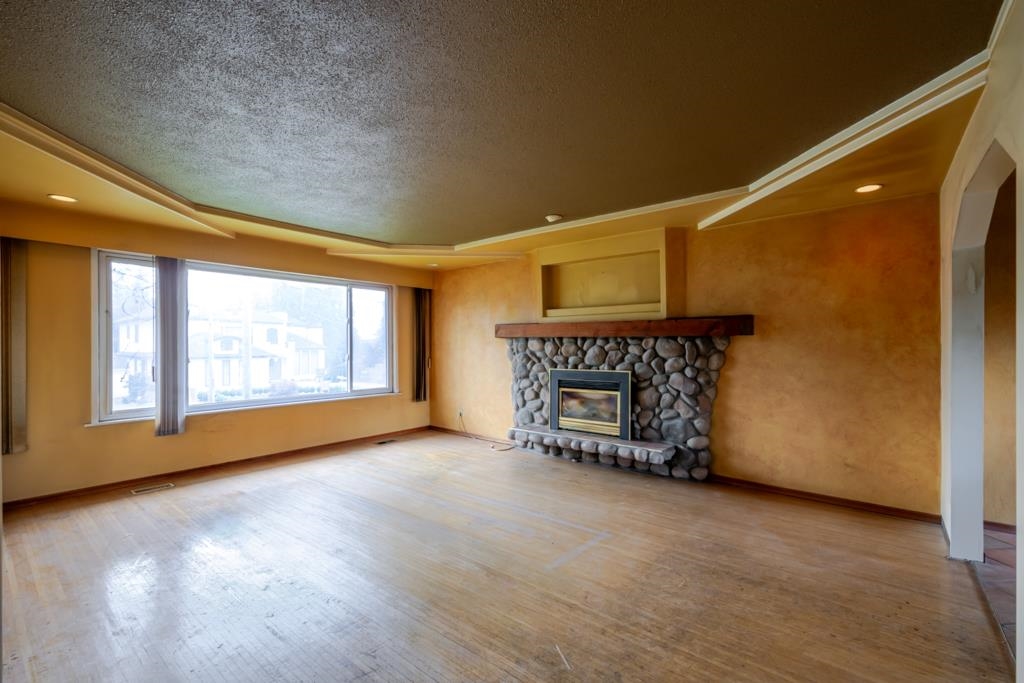Additional image 4 of 9810 121 Street, Surrey, BC, V3V 4J8