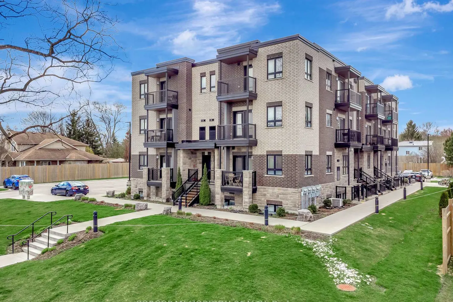 408 Guelph Avenue 209