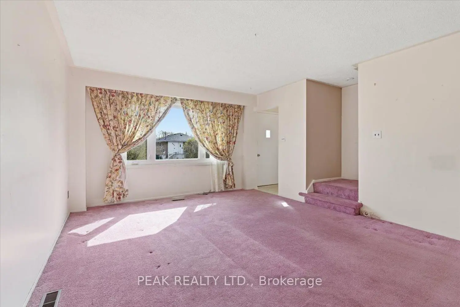 Additional image 7 of 644 Perry Crescent