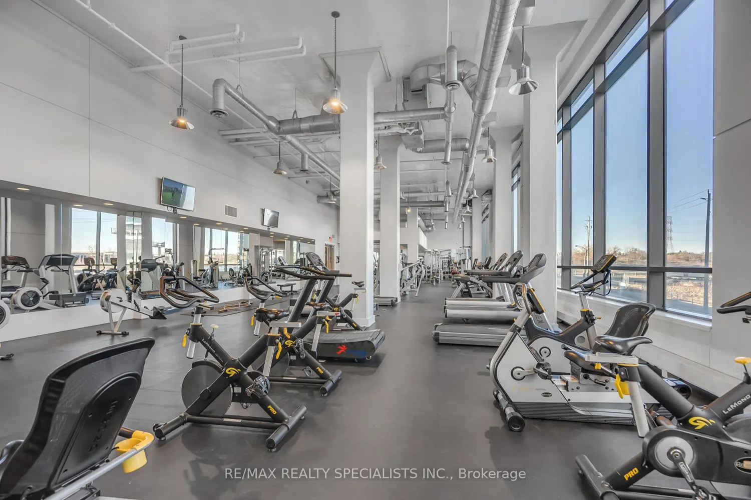 Additional image 11 of 2212 Lake Shore Boulevard 4304