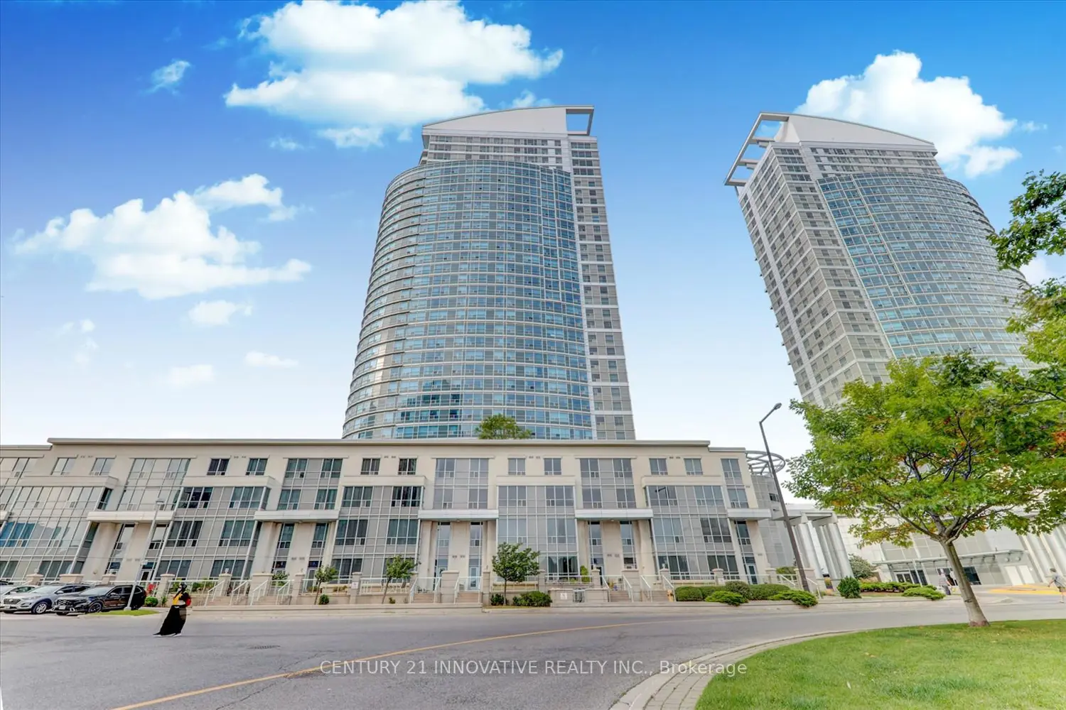 36 Lee Centre Drive Th307