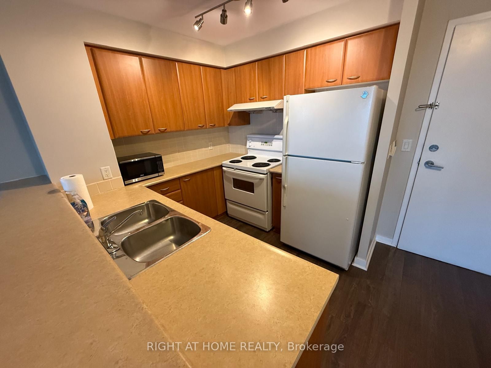 Additional image 5 of 3507-38 Lee Centre Drive, Toronto, ON, M1H 3J7