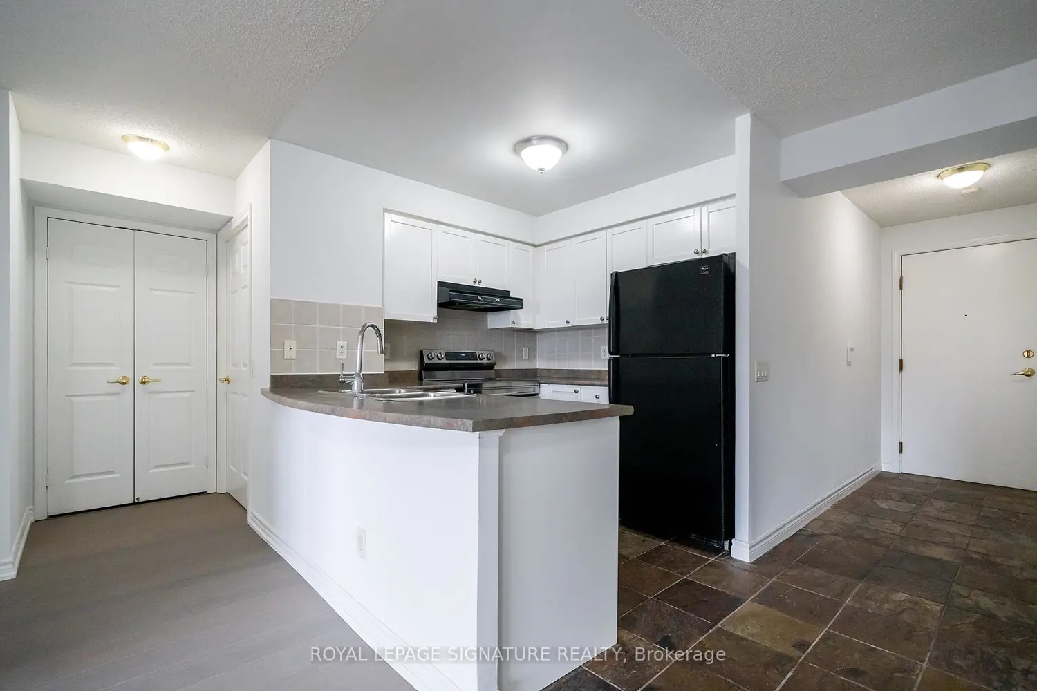 Additional image 4 of 25 Kingsbridge Garden Circle 2321