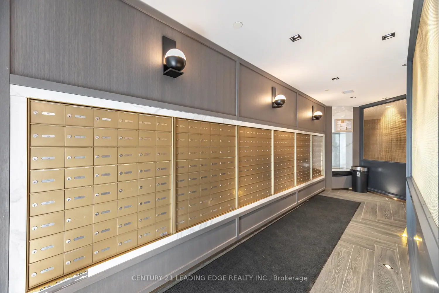 Additional image 18 of 405 Dundas Street 317