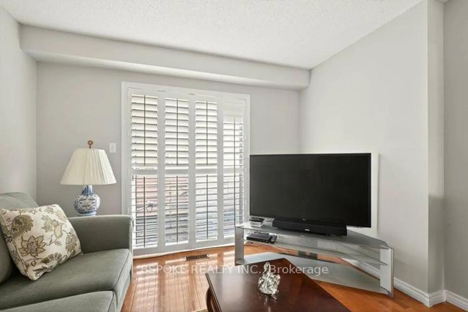 Additional image 7 of 2531 Northampton Boulevard 9