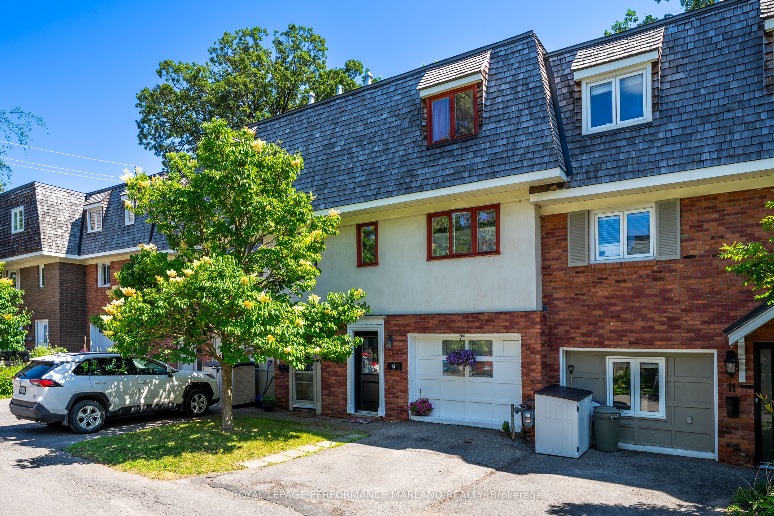 9 Marco Lane, Ottawa, ON, K1S 5A1