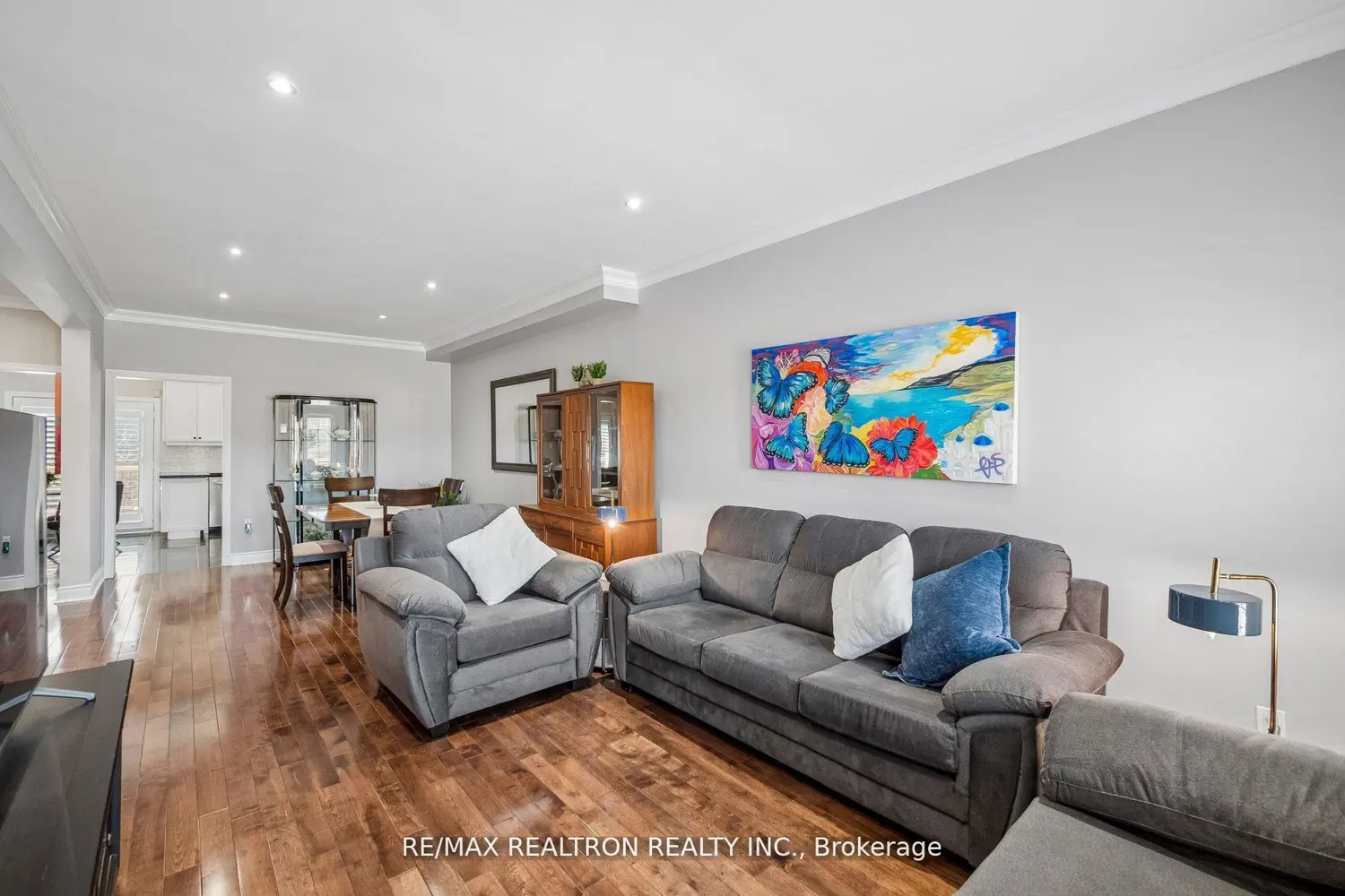Additional image 3 of 8909 Bathurst Street 5
