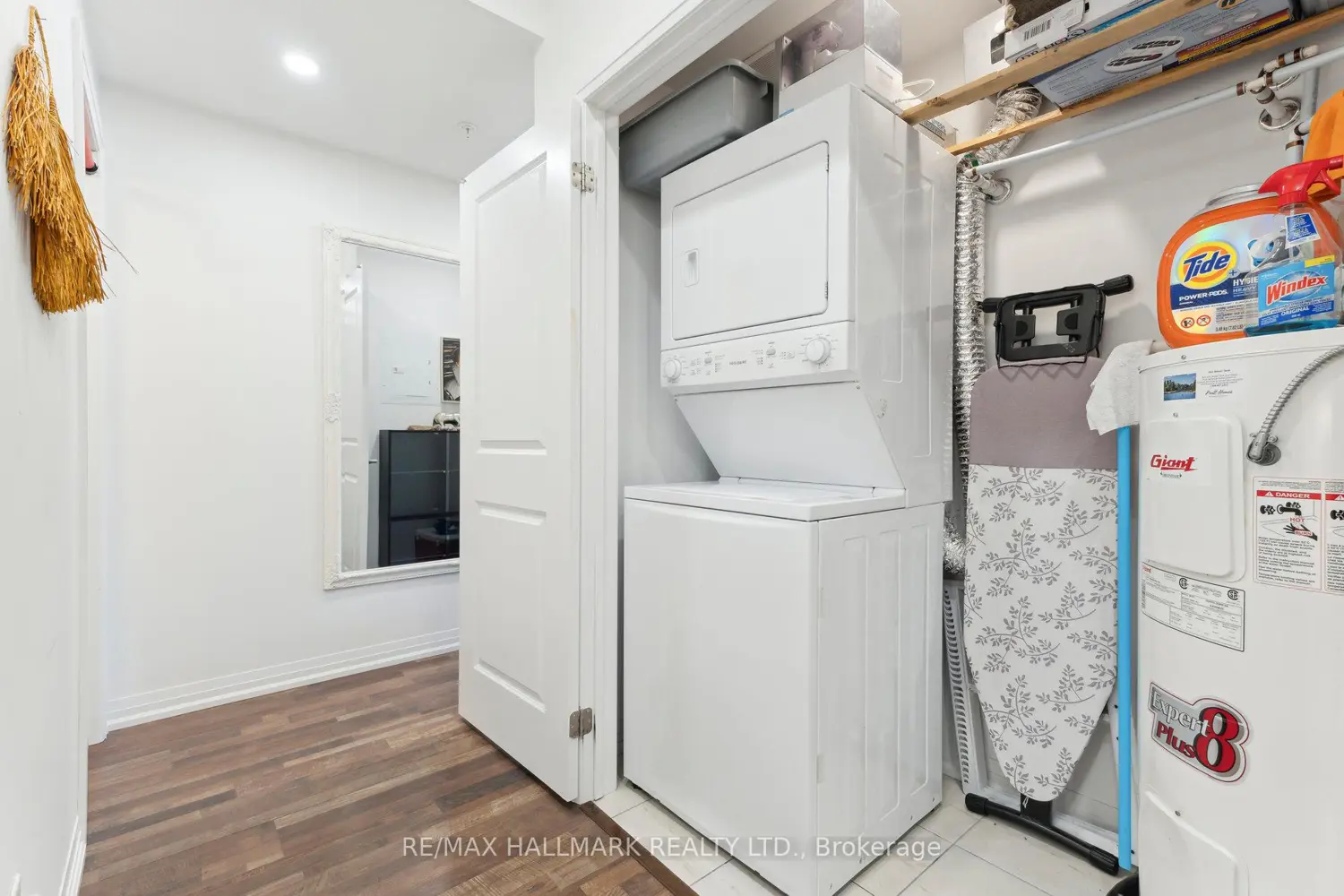 Additional image 17 of 157 Wellington Street 304
