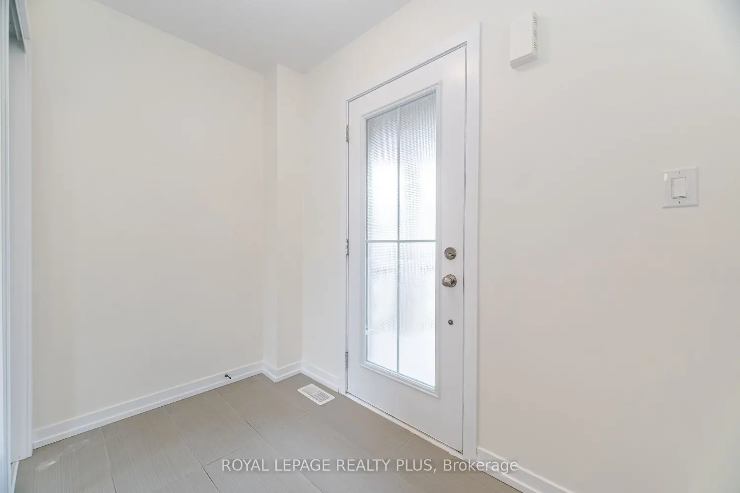 Additional image 2 of 12 Pagebrook Crescent