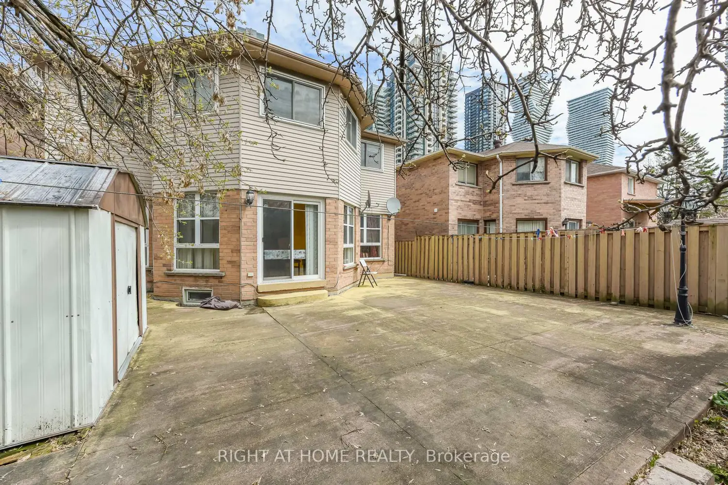Additional image 4 of 379 Wallenberg Crescent