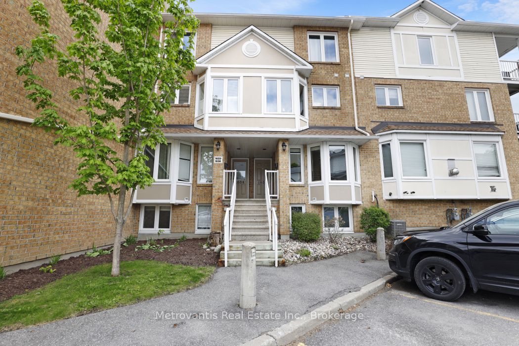 1635 Locksley Lane, Ottawa, ON, K1J 1B6