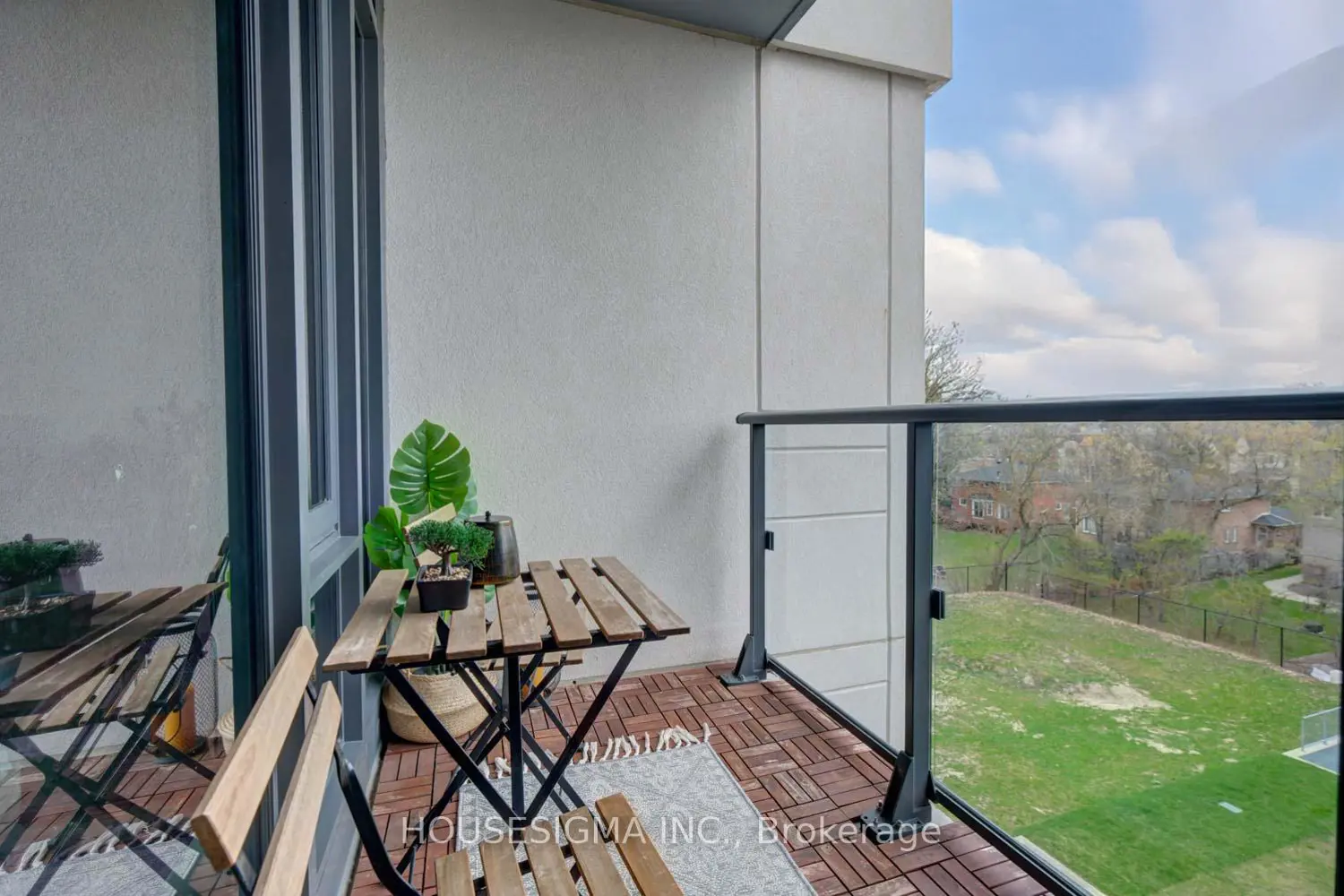 Additional image 10 of 9618 Yonge Street 318