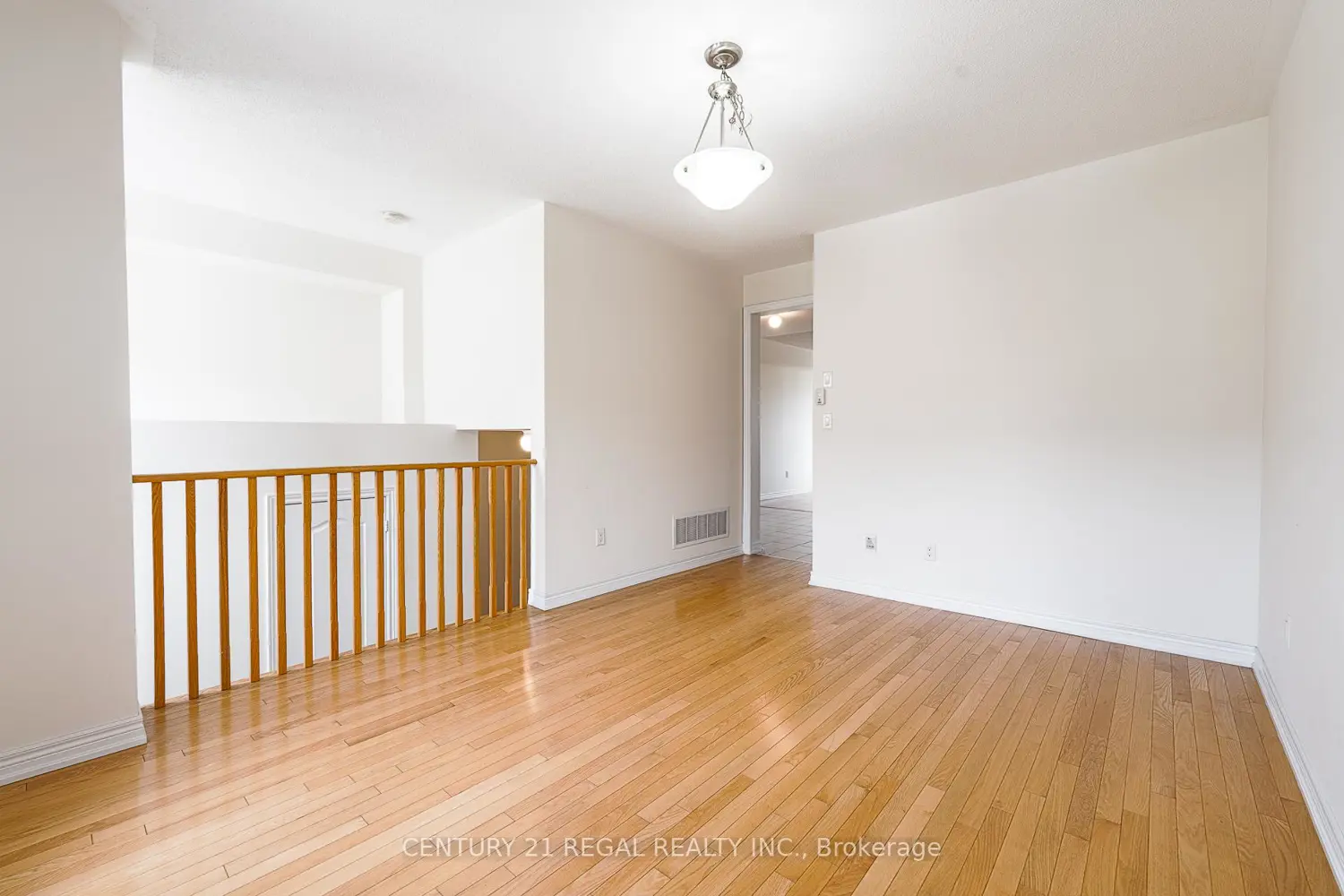 Additional image 15 of 27 Belanger Crescent