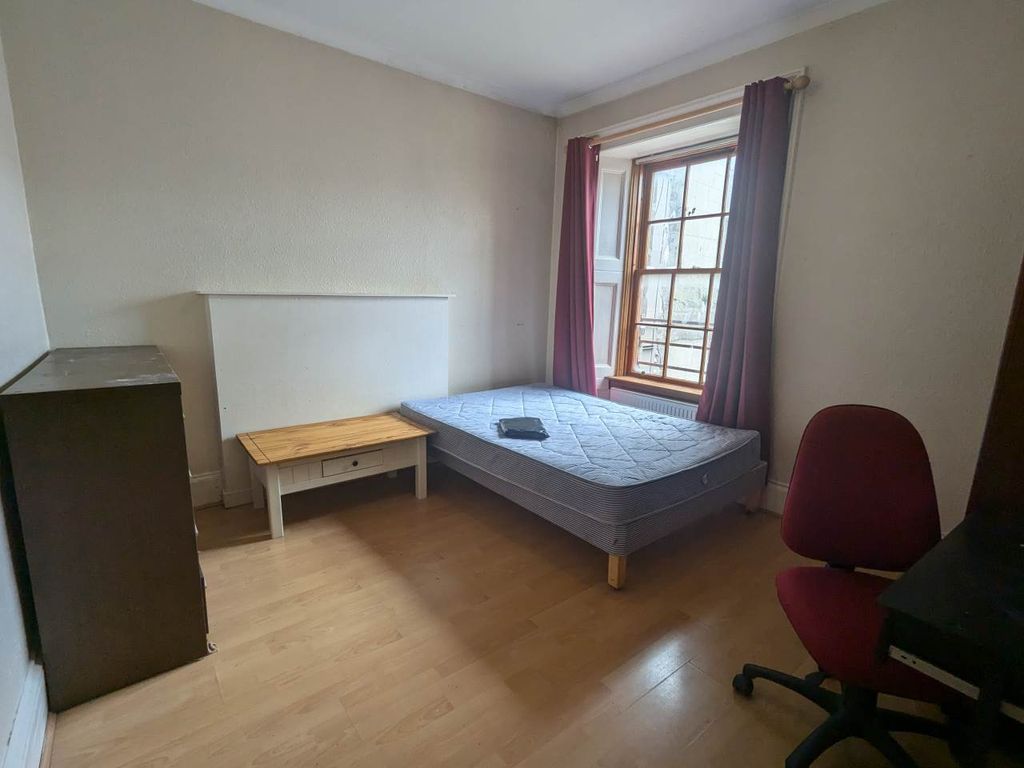 Additional image 8 of 4 bed shared accommodation to rentBank Street, Dundee DD1