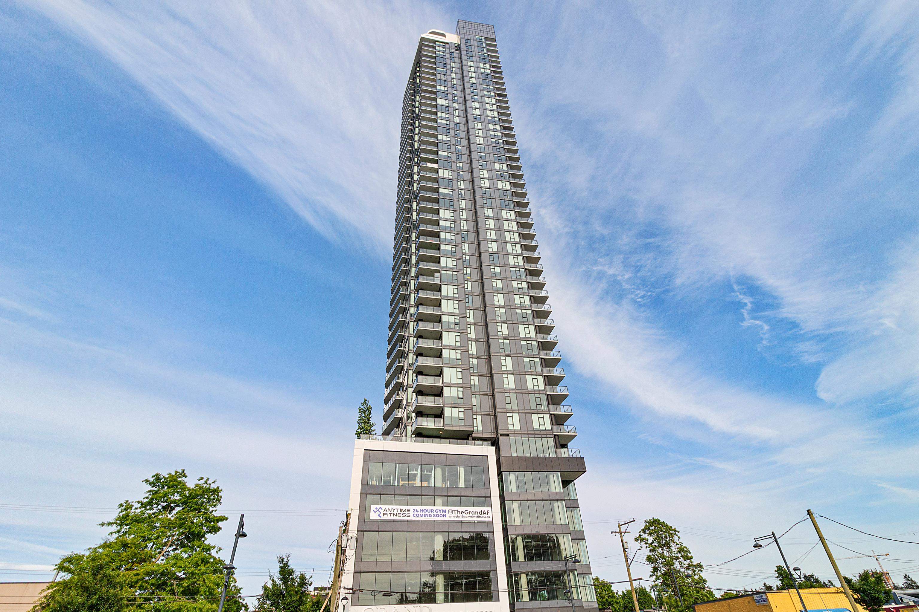 2702-10750 135a Street, Surrey, BC, V3T 0V4