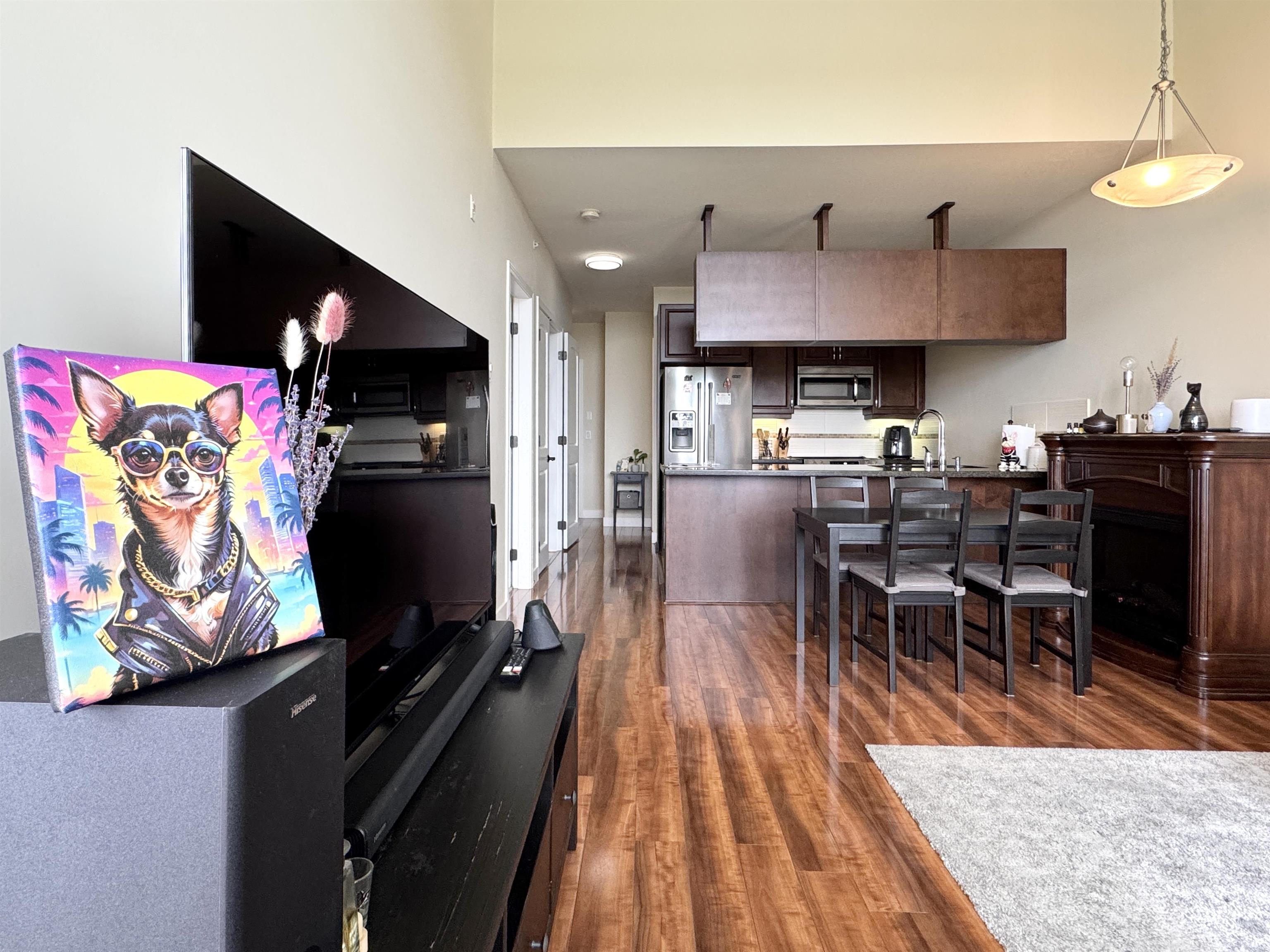 Additional image 3 of 404-11935 Burnett Street, Maple Ridge, BC, V2X 9A9
