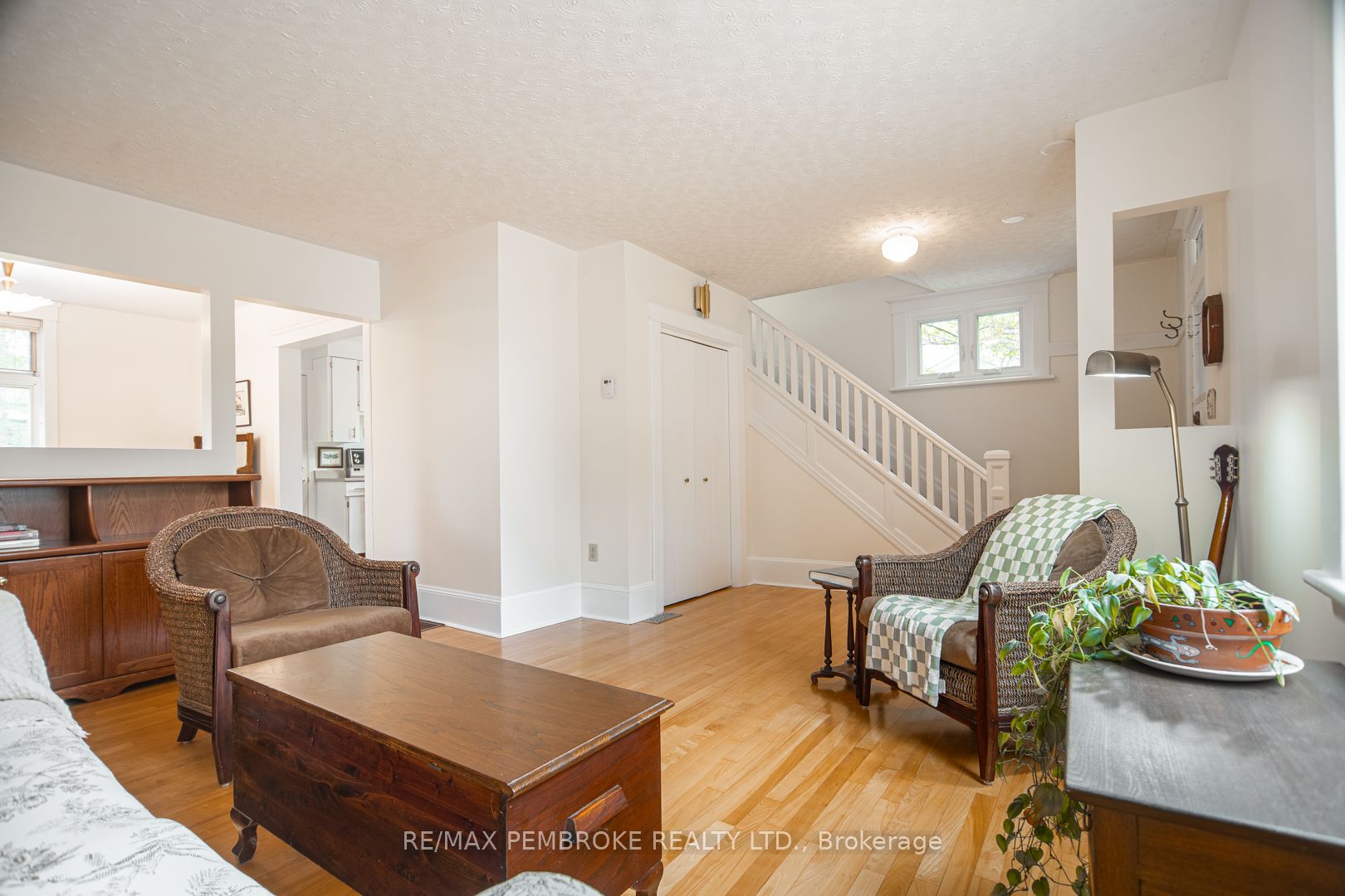 Additional image 6 of 348 Esther Street, Pembroke, ON, K8A 3C8