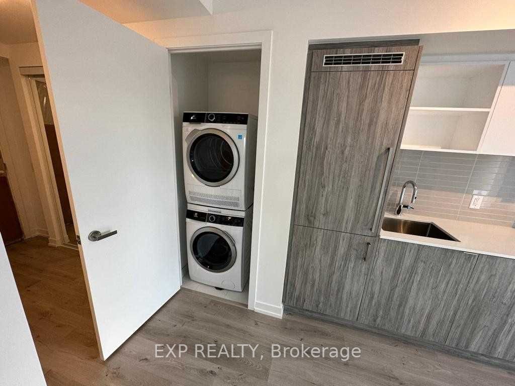 Additional image 4 of 2515-138 Downes Street, Toronto, ON, M5E 0E4