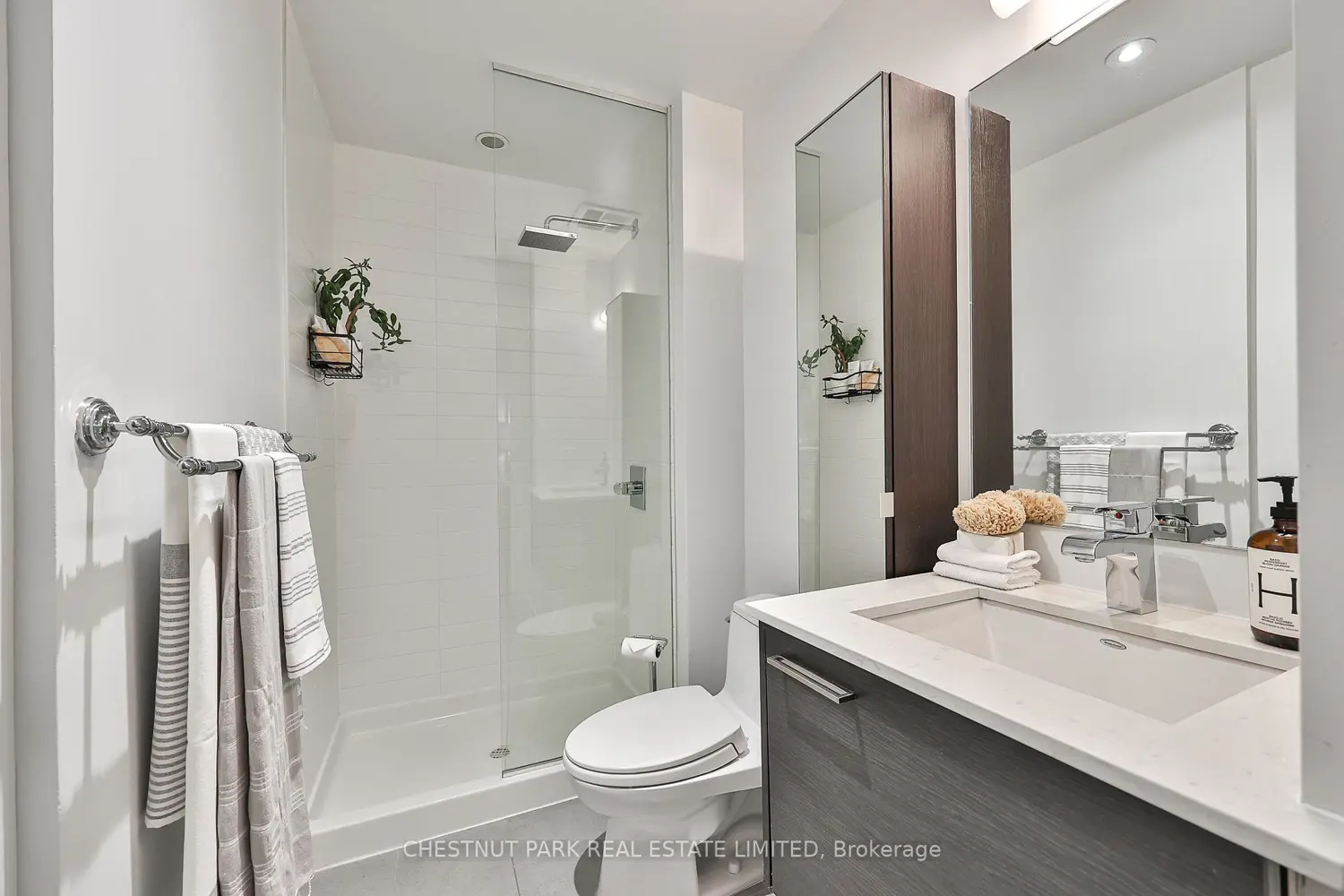 Additional image 12 of 510 King Street 810
