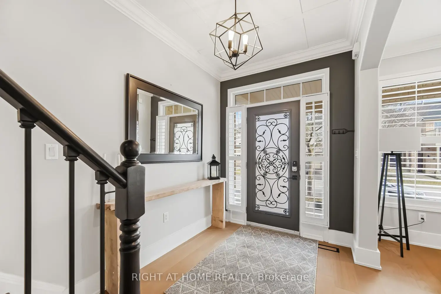 277 Potts Terrace photo 3