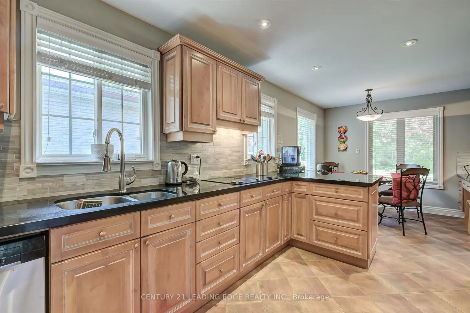 Additional image 8 of 171 Krieghoff Avenue