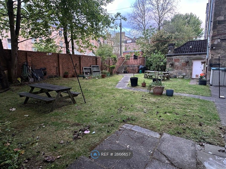 Additional image 2 of 4 bed flat to rentCecil St, Glasgow G12